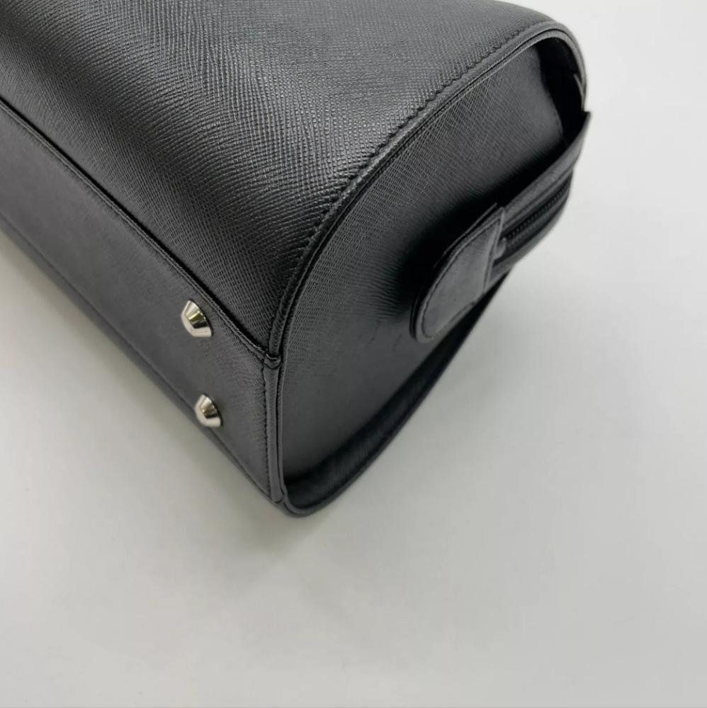 Auth Burberry Leather Black Nova Check Pattern Tubular Bag - Picture 9 of 16